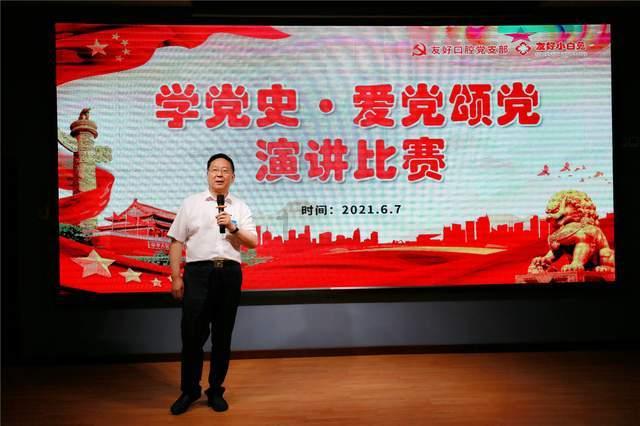 穿打底裤要自信，外穿也能吸引众人的目光